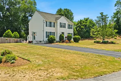 112 Village Gate Dr, Bridgewater, MA 02324 - Photo 1