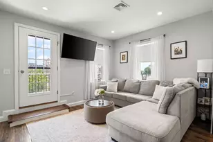 109 Thomas Burgin Pkwy, Quincy, MA 02169 - Photo 5