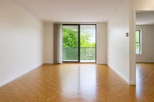 19 Winchester St, Brookline, MA 02446 - Photo 3