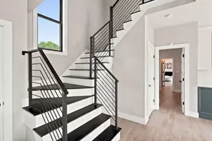 38 Nahant Ave, Winthrop, MA 02152 - Photo 3