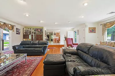 251 Millbury St, Auburn, MA 01501 - Photo 11