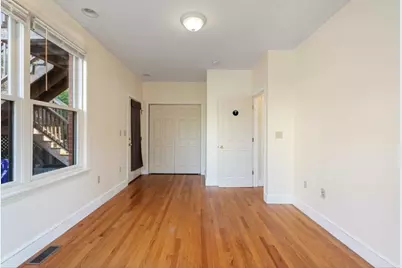 85 Fort Ave #1, Boston, MA 02119 - Photo 7