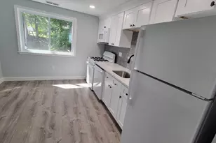 5 Lenox St, Lowell, MA 01852 - Photo 3