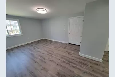 5 Lenox St #4, Lowell, MA 01852 - Photo 27