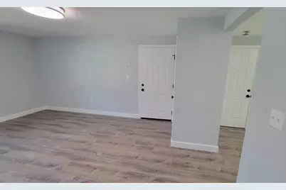 5 Lenox St #4, Lowell, MA 01852 - Photo 33