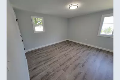 5 Lenox St #4, Lowell, MA 01852 - Photo 15
