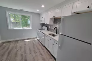 5 Lenox St, Lowell, MA 01852 - Photo 9