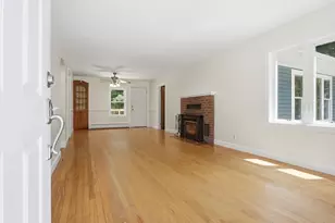 983 Rindge Rd, Fitchburg, MA 01420 - Photo 3