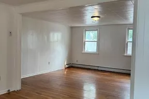 58 Forest St, Fall River, MA 02721 - Photo 3