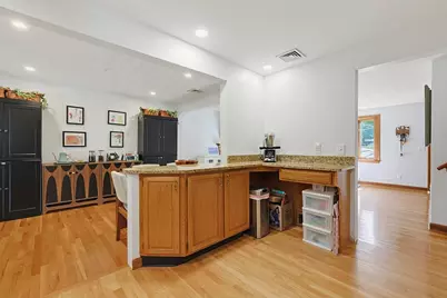 19 Weir Rd, Waltham, MA 02451 - Photo 5