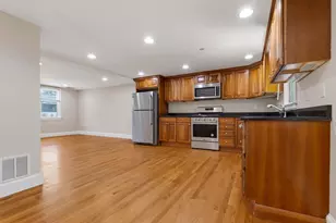 10 Friend Ct, Wenham, MA 01984 - Photo 5