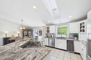 6 Lighthouse Ln, New Bedford, MA 02744 - Photo 15