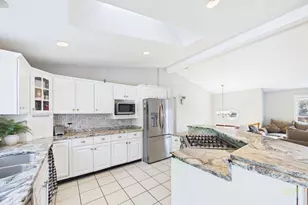 6 Lighthouse Ln, New Bedford, MA 02744 - Photo 17
