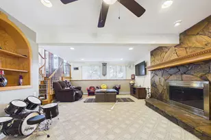 6 Lighthouse Ln, New Bedford, MA 02744 - Photo 29