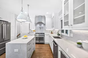 101 Sumner Rd, Brookline, MA 02445 - Photo 3