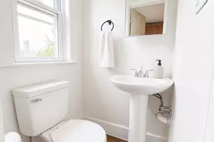 79 Hammond Ct, Quincy, MA 02169 - Photo 9