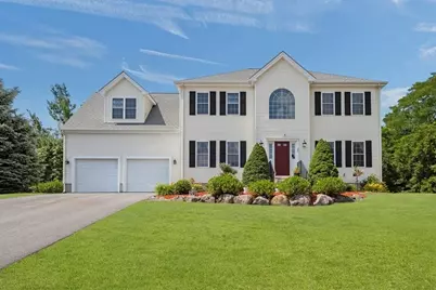 30 Willow Creek Dr, Attleboro, MA 02703 - Photo 1