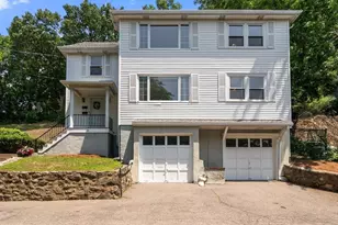 28 Hudson St, Watertown, MA 02472 - Photo 33
