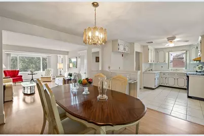 28 Hudson Street, Watertown, MA 02472 - Photo 7