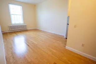 16 Balmoral St, Andover, MA 01810 - Photo 5
