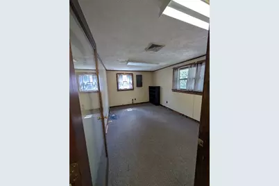 100 Davis St, Douglas, MA 01516 - Photo 17
