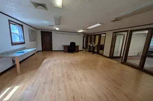 100 Davis St, Douglas, MA 01516 - Photo 21
