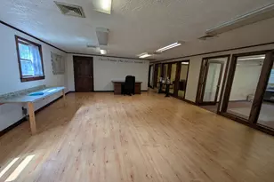 100 Davis St, Douglas, MA 01516 - Photo 15
