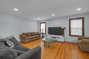 18 Mt Vernon St, Fitchburg, MA 01420 - Photo 7