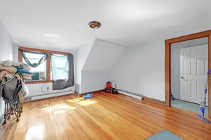 18 Mt Vernon St, Fitchburg, MA 01420 - Photo 11
