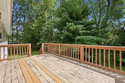 20 Sherwood Ave, West Springfield, MA 01089 - Photo 39