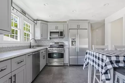 160 Navillus Rd, Tewksbury, MA 01876 - Photo 9