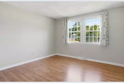 160 Navillus Rd, Tewksbury, MA 01876 - Photo 17