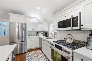 485 Main St, Hingham, MA 02043 - Photo 3