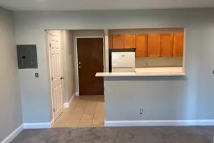 445 Pleasant St, Weymouth, MA 02190 - Photo 3