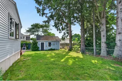 18 Strutevant Street, Beverly, MA 01915 - Photo 3