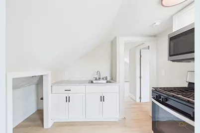 201 Wade St, Fall River, MA 02721 - Photo 31