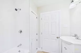 201 Wade St, Fall River, MA 02721 - Photo 23