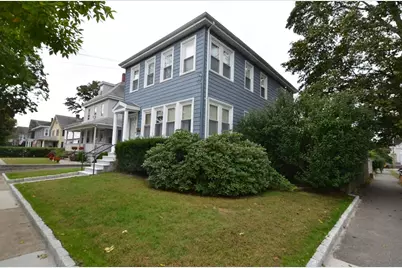 64 Cleveland St, Melrose, MA 02176 - Photo 3