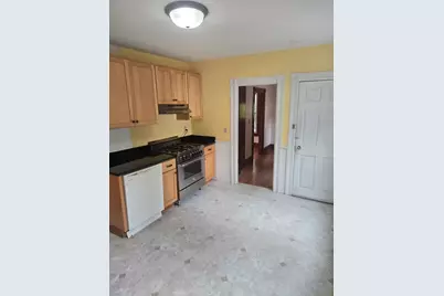 32 Hampden St, Northampton, MA 01060 - Photo 15