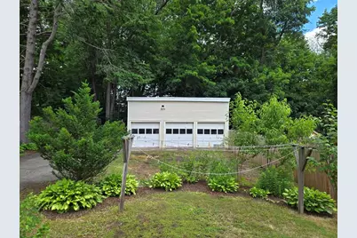 32 Hampden St, Northampton, MA 01060 - Photo 7