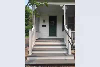 32 Hampden St, Northampton, MA 01060 - Photo 3