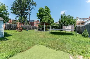30 James St, Holyoke, MA 01040 - Photo 17