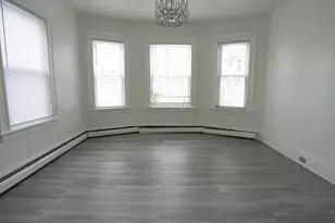 27-29 Boxford St, Lawrence, MA 01843 - Photo 5