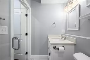 104 Beacon St, Somerville, MA 02143 - Photo 15