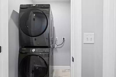 104 Beacon St #2, Somerville, MA 02143 - Photo 17