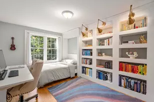 34 Washington St, Arlington, MA 02474 - Photo 9