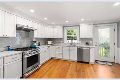 34 Washington St #34, Arlington, MA 02474 - Photo 5