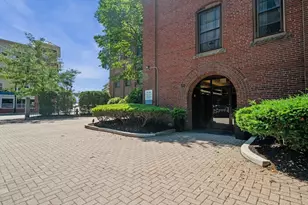 50 Rantoul St, Beverly, MA 01915 - Photo 35