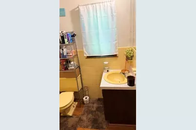 111 Maple St, Gardner, MA 01440 - Photo 11