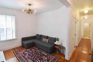 6 Perry St, Brookline, MA 02445 - Photo 9